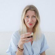 freiberufler Gaphic/Art Director(corporate,web, socialmedia), Adobe CC Expert auf freelance.de