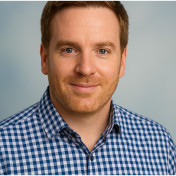 freiberufler Content- & Online-Marketing-Experte | SEO, Social Media & KI-gestützte Strategien | 12+ Jahre Erfahrung | Fokus auf Infotainment mit KPIs & ROI auf freelance.de