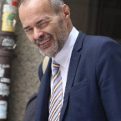 freiberufler Facharzt für Chirurgie; IT Professional; Digital Forensicist; externer Datenschutzbeauftragter in Ärztenetzen auf freelance.de