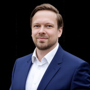 freiberufler Interim CEO / Geschäftsführer | Transformation | Performance | Operations | Maschinen- & Anlagenbau auf freelance.de