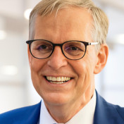 freiberufler Experienced Leader in Healthcare Marketing, Sales, Business Development - local and global. auf freelance.de