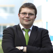 freiberufler Fullstack Entwickler & Architektur für AI, SaaS, IoT und Cloud auf freelance.de