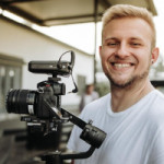 Freiberufler -Videoproduzent / Editor