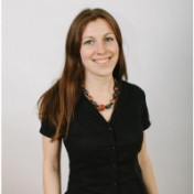 freiberufler Politikwissenschaftlerin mit Schwerpunkten in Internationalen Beziehungen, Technologie-Politik und Cybersicherheit auf freelance.de