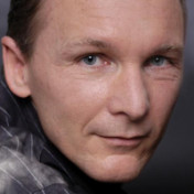 freiberufler Mediengestalter | Bildbearbeiter | DTP | Reinzeichner | Post Production | Final Art | Apple Installation auf freelance.de