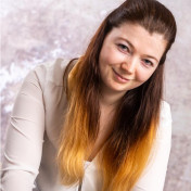 freiberufler Mediengestalterin & Design-Managerin (IHK) auf freelance.de