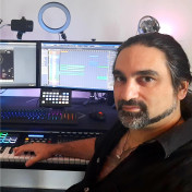 freiberufler Produzent/Komponist/Sänger/Gitarrist auf freelance.de