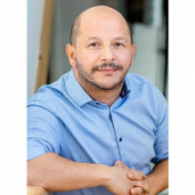 freiberufler Business & Portraitfotograf auf hohem Niveau auf freelance.de