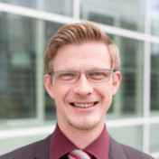 freiberufler Senior Angular-/Full-Stack-Entwickler (+20 Jahre) auf freelance.de