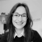 Freiberufler -prof. Grafik Designerin & Fotografin