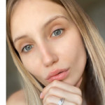 Freiberufler -Übersetzerin. Dolmetscherin. Tutor