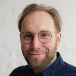 Freiberufler -KI Trainer & Berater & Projektmanager