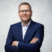 freiberufler Projektmanagement, Interim Management, Produktions- und Organisationsberatung rund um den Werkzeugbau auf freelance.de