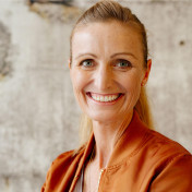 freiberufler Change Manager. Organisationentwicklerin. Agile Coach. Project Manager. Trainerin. BAFA registrierte Unternehmensberaterin. auf freelance.de