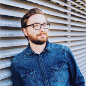 freiberufler Art Director & Designer, UI/UX Online & Offline auf freelance.de