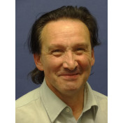 freiberufler Drei absolvierte Facharbeiter Ausbildungen mit Fachabitur. Ein Studium mit 4,5 Jahren als Kunstmaler in einer der besten Hochschulen weltweit im Deutschland in Dresden. auf freelance.de