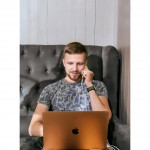 Freiberufler -Web Developement/ Business Analytic