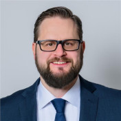 freiberufler Sehr erfahrener Projektleiter und Business Analyst für regulatorische und IT bezogene Projekte auf freelance.de