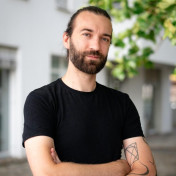 freiberufler Senior Consultant & Lead Developer | Go, C#, TypeScript | Cloud & Embedded Systems auf freelance.de