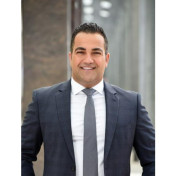 freiberufler Real Estate Expert | 13+ Years | Asset & Portfolio Optimization (AuM ​>€1bn) | Helping Investors & Developers Boosting ROI & Value | Scale Growth | Founder IDEA Real Estate auf freelance.de