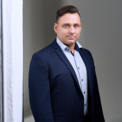 freiberufler Ingenieur Sachverständiger Elektrotechnik, Planung und Umsetzung von PV-Anlagen sowie Ladeinfrastruktur, B2B Abrechnung Ladeinfrastruktur, Energieberatung, Energiemanagementsysteme auf freelance.de