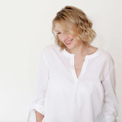 freiberufler Virtuelle Assistenz im Bereich Modedesign / Grafik / Webseiten auf freelance.de