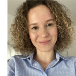 Freiberufler -E-Commerce7Social Media Managerin