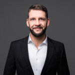 Freiberufler -Senior Interactive Software Engineer