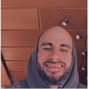 freiberufler Übersetzer für mehrsprachige Lösungen auf freelance.de