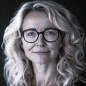 freiberufler Betriebswirtin & KI-Trainerin | 25+ Jahre Erfahrung in PMO, Controlling & Transformation auf freelance.de