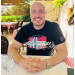 Freiberufler -Performance Marketing & KI - Spezialist mit erprobtem Trackrecord und DSGVO-Expertise