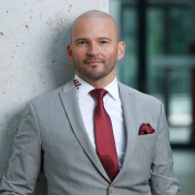 freiberufler HR-Interim Manager für die Restrukturierung von Personalbeschaffung auf freelance.de