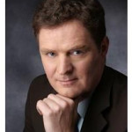 Freiberufler -Datenbankentwickler und Administrator und Dozent