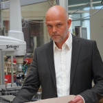 Freiberufler -Senior Battery Consultant mit 20+ Jahren Erfahrung