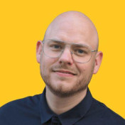 freiberufler Full Service Onlinemarketing und Markenstrategie aus einer Hand // 12+ Jahre erfolgreiche Projekte von DAX bis StartUp // Für KMUs // Beratung, Befähigung, Umsetzung // Websites, LinkedIn, Strategie und Texte auf freelance.de