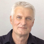 Freiberufler -Diplom-Kommunikationsdesigner