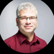 freiberufler Dipl. Wirt.-Inform. (FH), M.A. - Geschäftsführer der data2type GmbH auf freelance.de