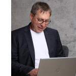 Freiberufler -Senior Consultant DMS / ECM Systeme / Certified Data Scientist