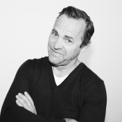 freiberufler Freier Texter und Senior Brand Strategist - arbeite intensiv mit KI auf freelance.de