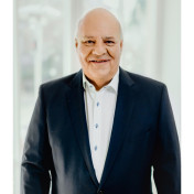 freiberufler IT Senior Manager und Sales Director auf freelance.de