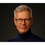 Freiberufler -Interim Manager | Senior Finance Executive | Controlling & Performance Leader