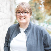 freiberufler Deine CEO im Background. auf freelance.de