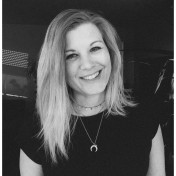 freiberufler Senior Grafik Designerin auf freelance.de