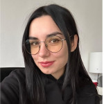 Freiberufler -Senior Brand Designer | Visual Storyteller