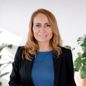 freiberufler Interim CFO | Transformationsexpertin | Finanzberaterin auf freelance.de