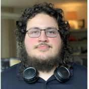 freiberufler Softwareentwickler mit Fokus auf Systemarchitektur, Embedded Systems und DevSecOps auf freelance.de