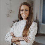 Freiberufler -Senior Art Directorin | Brand Designerin | Markenstrategin