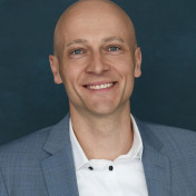 freiberufler Unternehmensberater und Interim Manager | risk management | regulatory | organisation&strategy | governance | audit | treasury | projects auf freelance.de