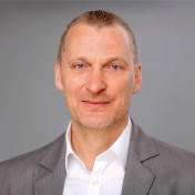 freiberufler | Interim Leadership |  Change & Transformation | Cost Saving & Lean | Product Development | auf freelance.de