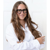 freiberufler Senior Brand Designer und UX/UI Design Expertin auf freelance.de